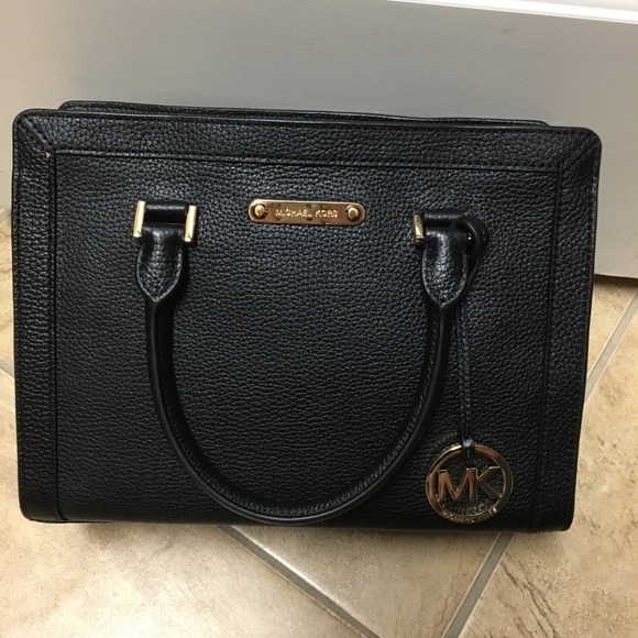 Michael Kors Handbags - 🍎🍎SOLD🍎🍎Michael Kors black bag
